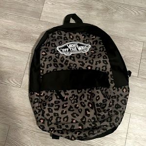 Vans realm backpack. Leopard floral print